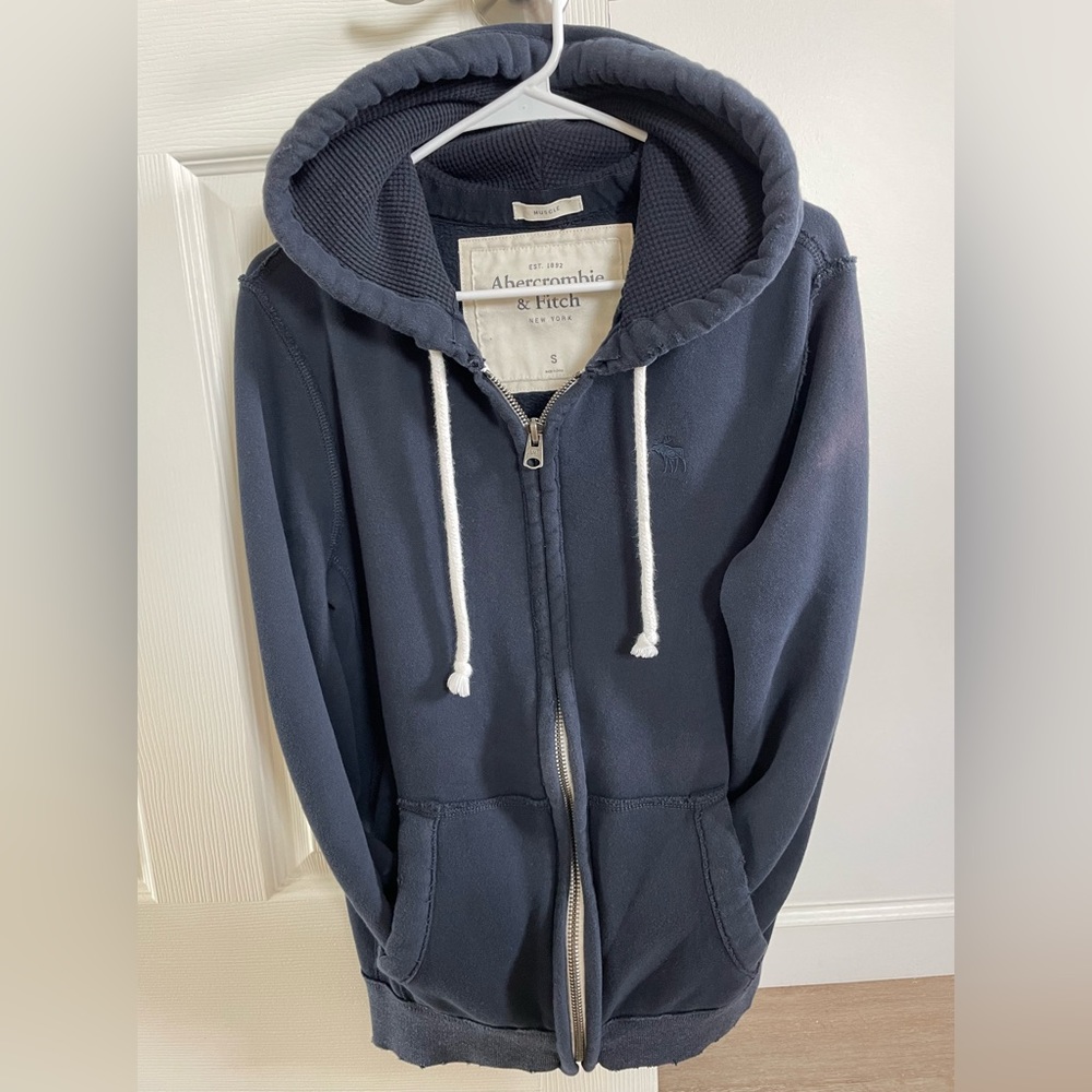 Abercrombie sweatshirt
